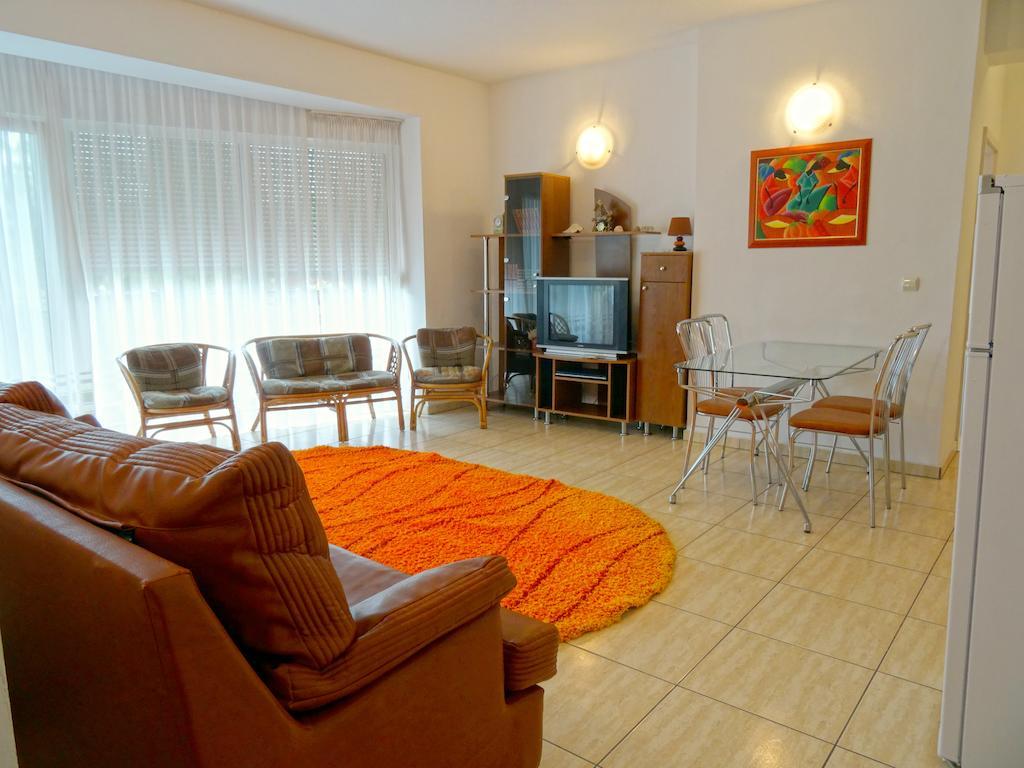 Club Topaz Apartments Neptun Quarto foto