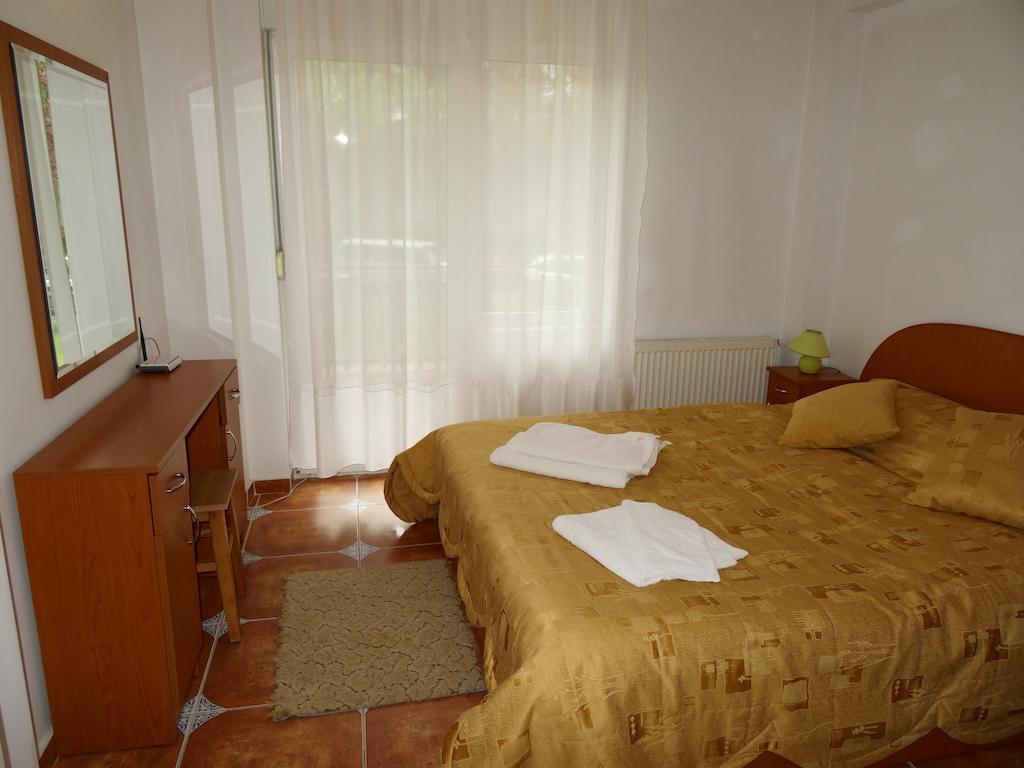 Club Topaz Apartments Neptun Quarto foto