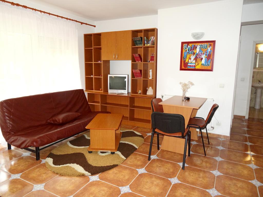 Club Topaz Apartments Neptun Quarto foto